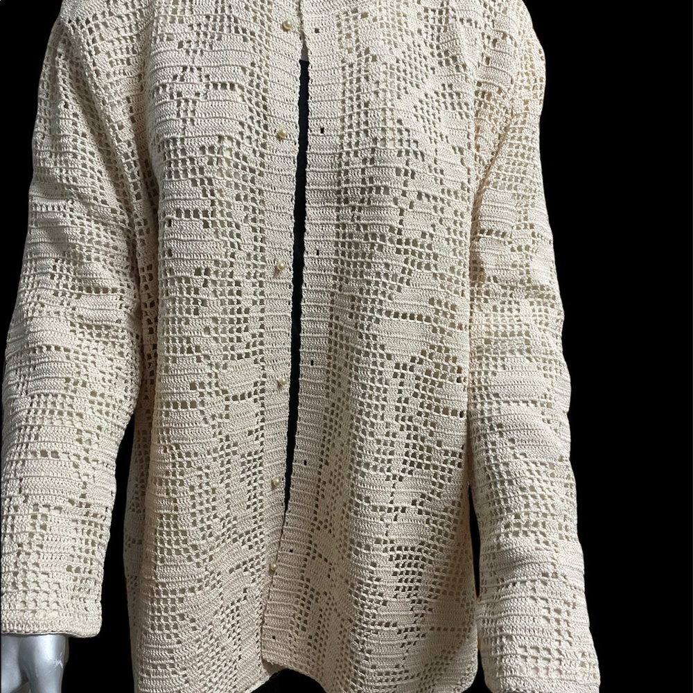 Beautiful crochet jacket L with lining